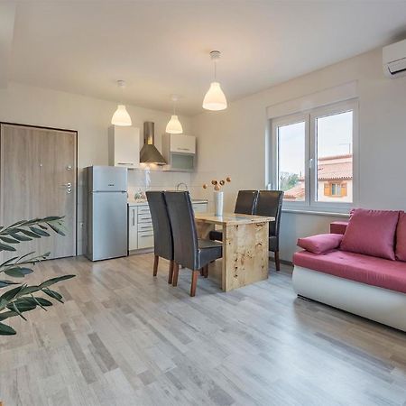 2 Bedroom Apartment Peroj Fažana Kültér fotó