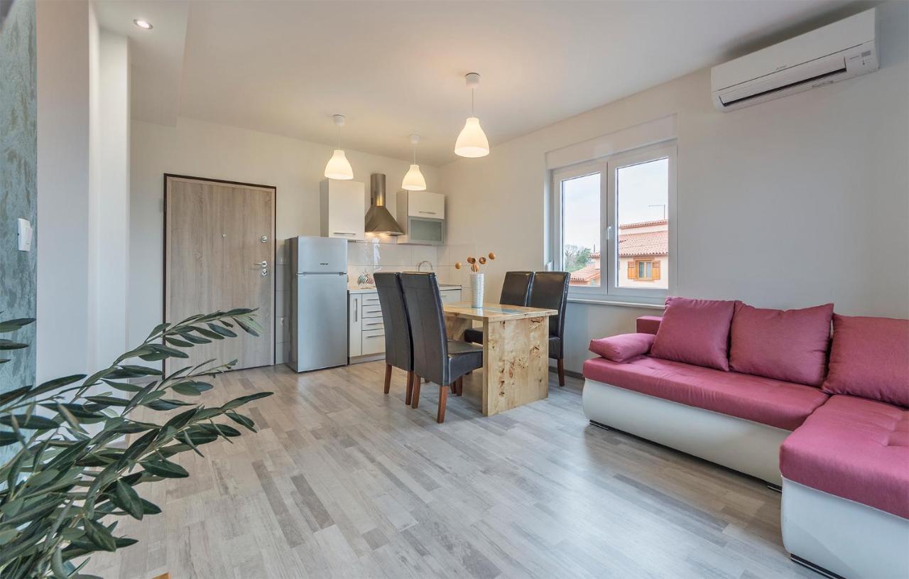 2 Bedroom Apartment Peroj Fažana Kültér fotó